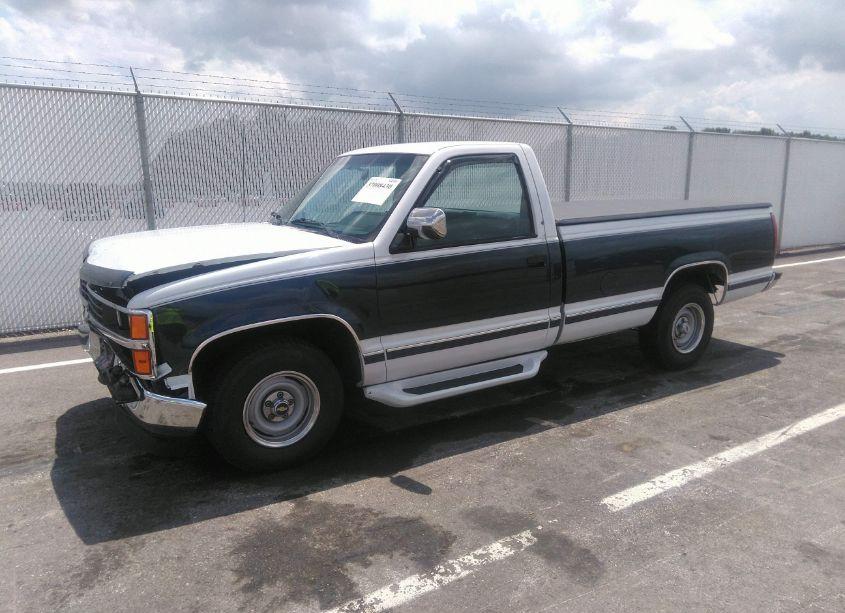 Photo 2 of 1988 Chevrolet Gmt-400 C1500 (VIN 1GCDC14K7JZ147634)