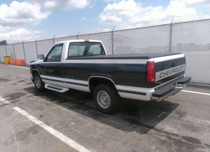 Photo 3 of 1988 Chevrolet Gmt-400 C1500 (VIN 1GCDC14K7JZ147634)