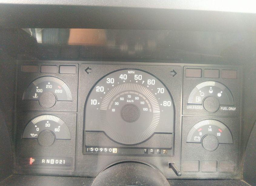 Photo 7 of 1988 Chevrolet Gmt-400 C1500 (VIN 1GCDC14K7JZ147634)