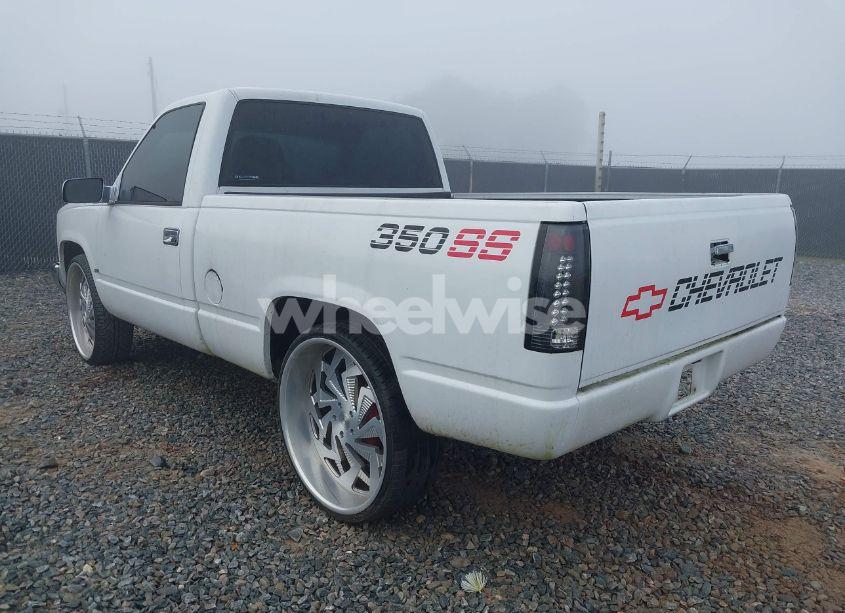 Photo 3 of 1990 Chevrolet Gmt-400 C1500 (VIN 1GCDC14K7LZ168907)