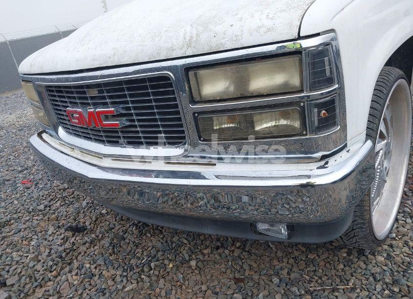 Photo 6 of 1990 Chevrolet Gmt-400 C1500 (VIN 1GCDC14K7LZ168907)
