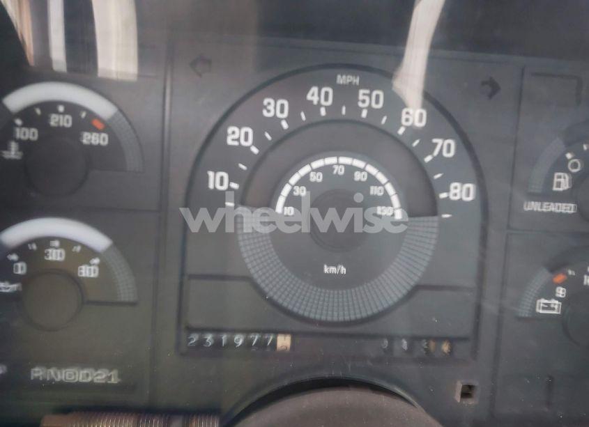 Photo 7 of 1990 Chevrolet Gmt-400 C1500 (VIN 1GCDC14K7LZ168907)