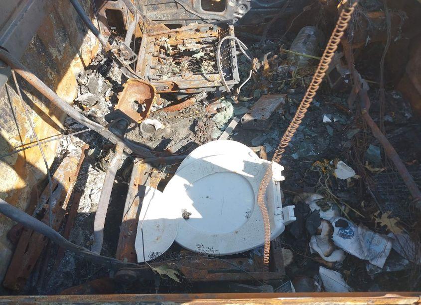 Photo 5 of 1993 Chevrolet Gmt-400 C1500 (VIN 1GCDC14K7PZ208084)