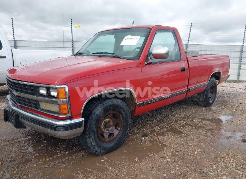 Photo 2 of 1989 Chevrolet Gmt-400 C1500 (VIN 1GCDC14K8KE209583)