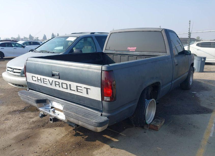 Photo 4 of 1990 Chevrolet Gmt-400 C1500 (VIN 1GCDC14KXLZ208736)