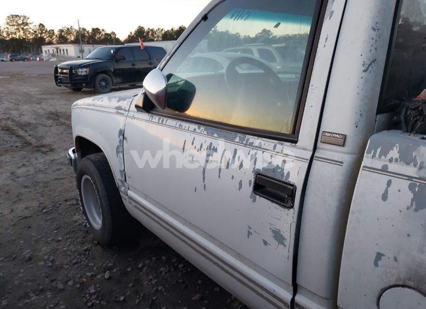 Photo 13 of 1991 Chevrolet Gmt-400 C1500 (VIN 1GCDC14Z0MZ155429)