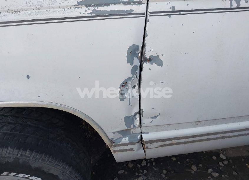 Photo 14 of 1991 Chevrolet Gmt-400 C1500 (VIN 1GCDC14Z0MZ155429)