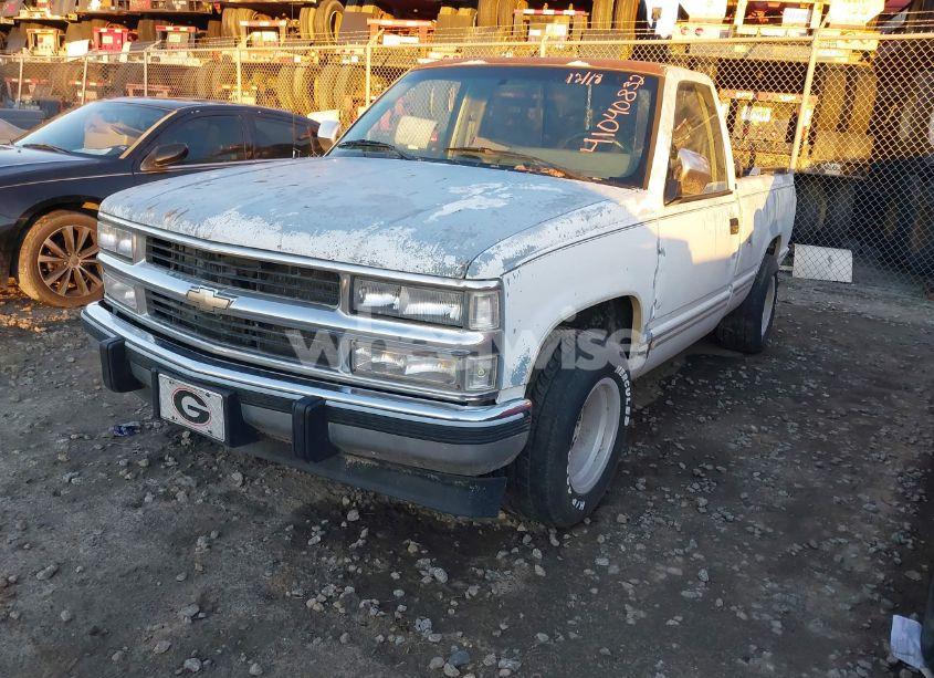 Photo 2 of 1991 Chevrolet Gmt-400 C1500 (VIN 1GCDC14Z0MZ155429)