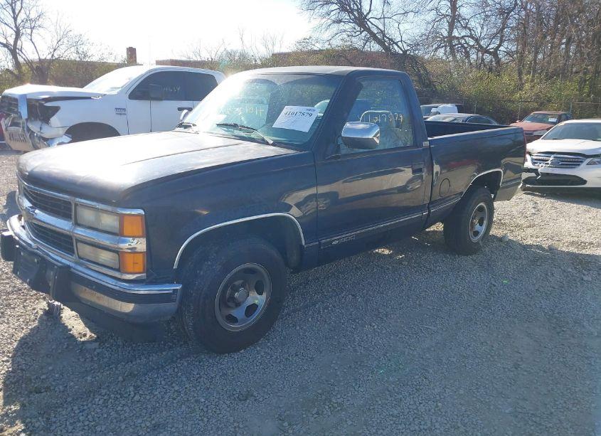 Photo 2 of 1994 Chevrolet Gmt-400 C1500 (VIN 1GCDC14Z1RZ244093)