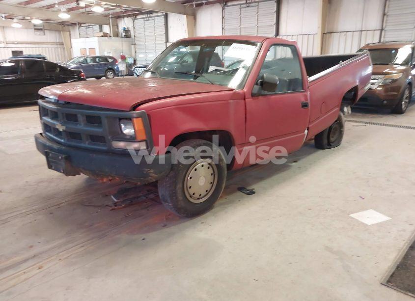 Photo 2 of 1991 Chevrolet Gmt-400 C1500 (VIN 1GCDC14Z3ME103185)