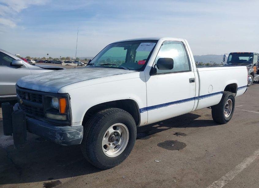 Photo 2 of 1992 Chevrolet Gmt-400 C1500 (VIN 1GCDC14Z3NE182875)