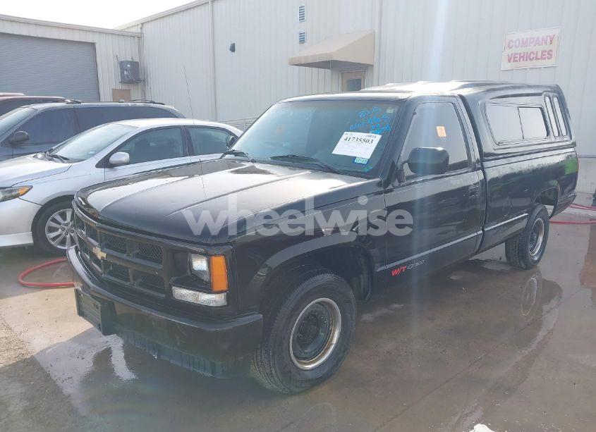 Photo 2 of 1993 Chevrolet Gmt-400 C1500 (VIN 1GCDC14Z8PE143847)