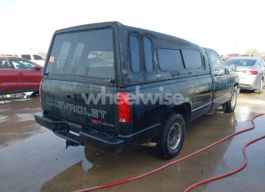 Photo 4 of 1993 Chevrolet Gmt-400 C1500 (VIN 1GCDC14Z8PE143847)