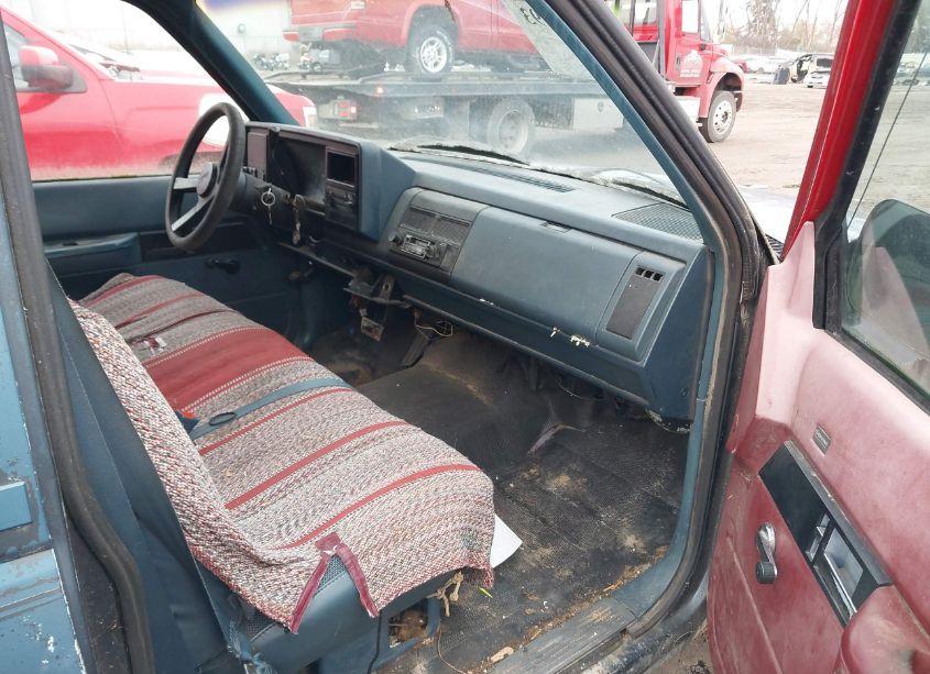 Photo 5 of 1988 Chevrolet Gmt-400 C1500 (VIN 1GCDC14ZXJE192653)