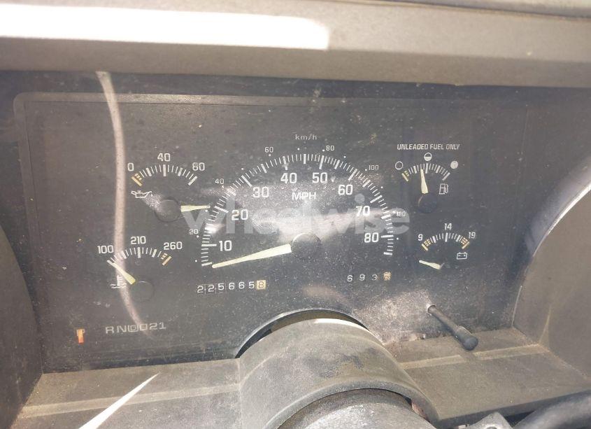 Photo 7 of 1994 Chevrolet Gmt-400 C1500 (VIN 1GCDC14ZXRZ206412)