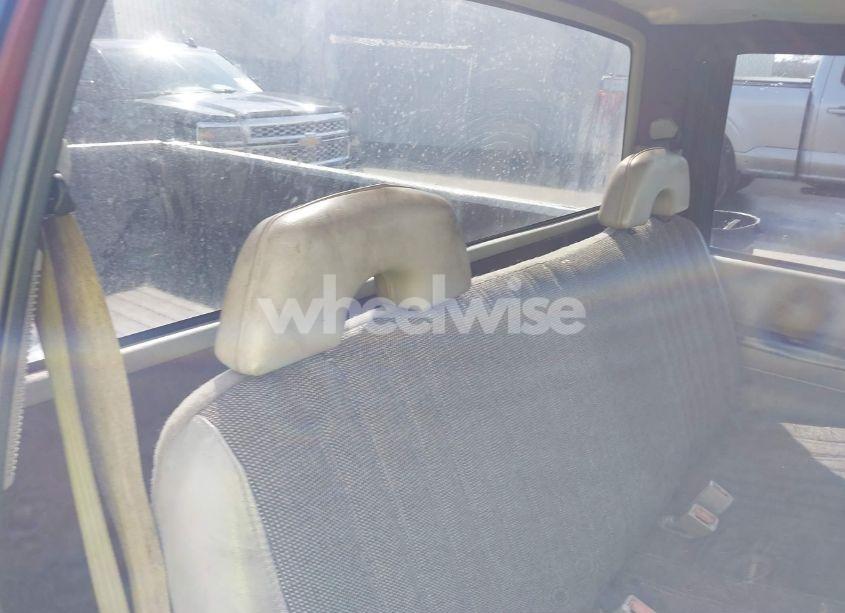 Photo 8 of 1994 Chevrolet Gmt-400 C1500 (VIN 1GCDC14ZXRZ206412)