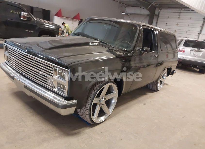 Photo 2 of 1981 Chevrolet Blazer C10 (VIN 1GCDC18H6BF107935)