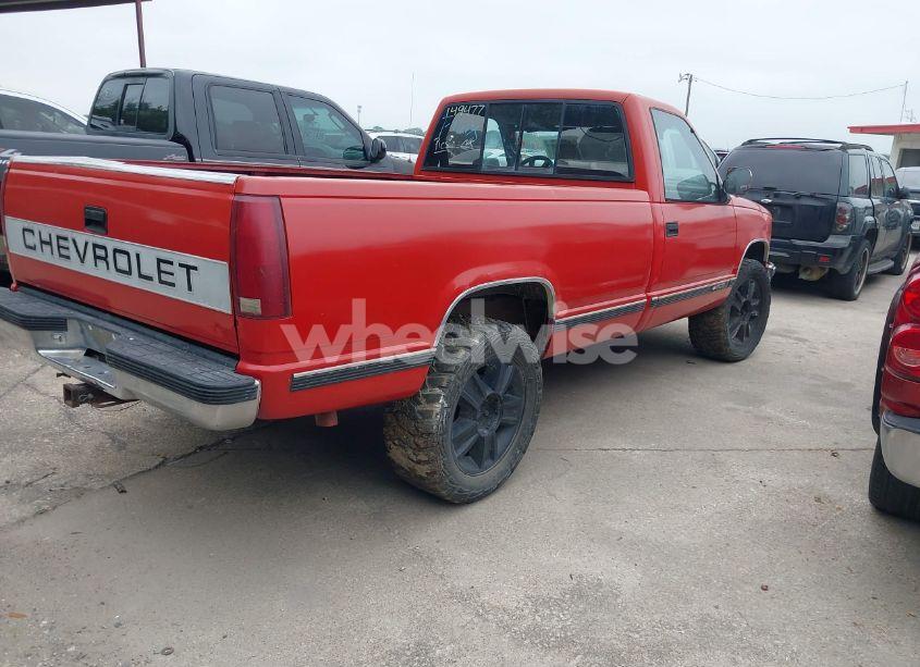 Photo 4 of 1988 Chevrolet Gmt-400 K1500 (VIN 1GCDK14K2JE149477)