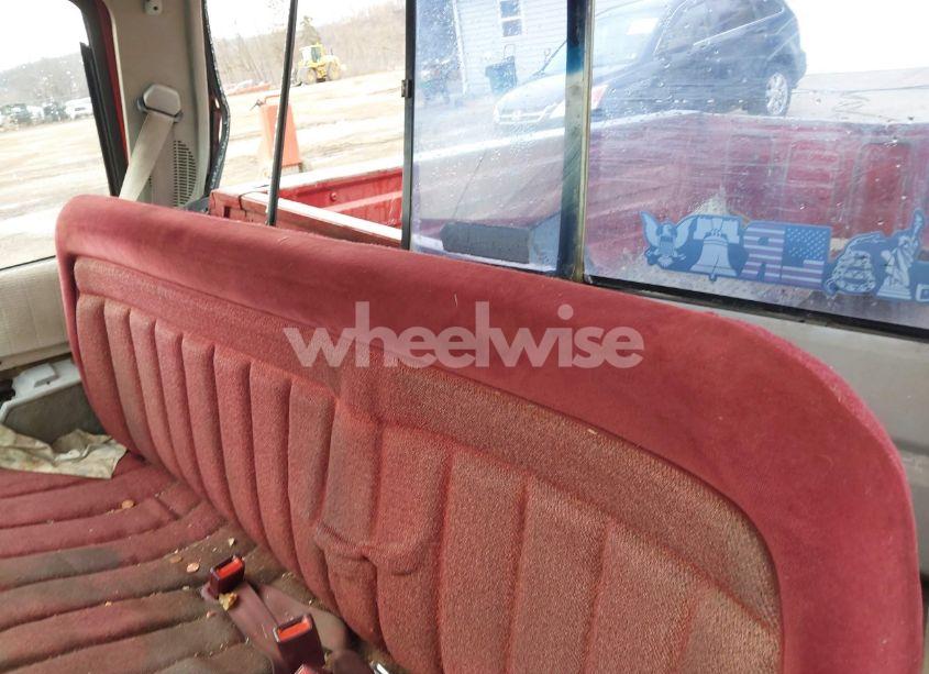 Photo 8 of 1991 Chevrolet Gmt-400 K1500 (VIN 1GCDK14K2MZ163294)