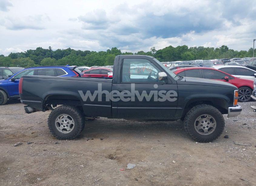 Photo 12 of 1989 Chevrolet Gmt-400 K1500 (VIN 1GCDK14K3KZ267970)