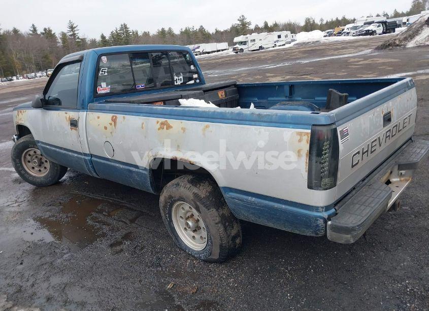 Photo 3 of 1990 Chevrolet Gmt-400 K1500 (VIN 1GCDK14K3LE236081)