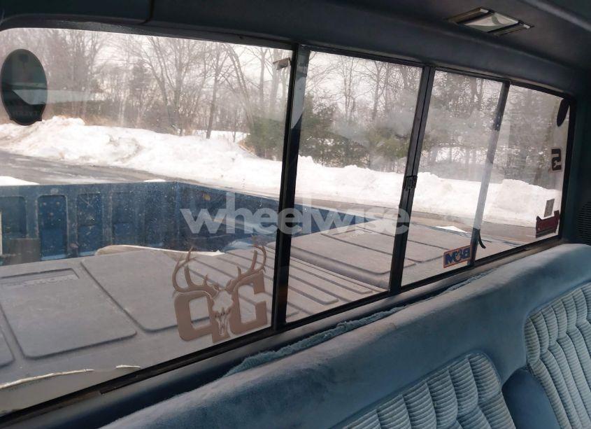 Photo 8 of 1990 Chevrolet Gmt-400 K1500 (VIN 1GCDK14K3LE236081)