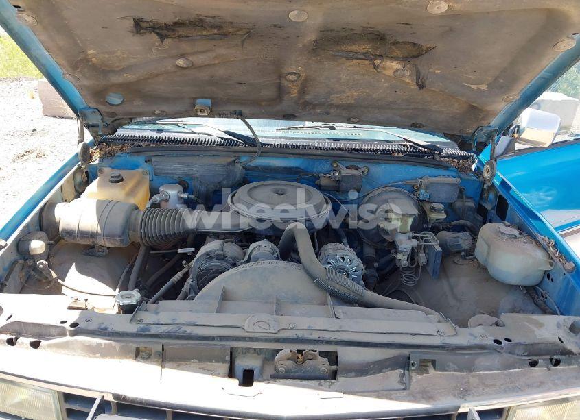 Photo 10 of 1991 Chevrolet Gmt-400 K1500 (VIN 1GCDK14K4MZ224371)