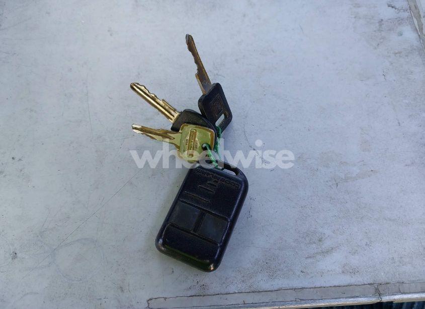 Photo 11 of 1991 Chevrolet Gmt-400 K1500 (VIN 1GCDK14K4MZ224371)