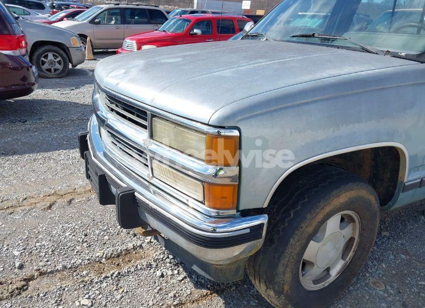 Photo 6 of 1990 Chevrolet Gmt-400 K1500 (VIN 1GCDK14K6LZ144634)