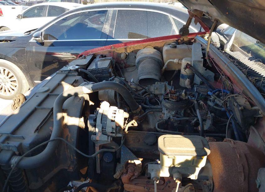 Photo 6 of 1991 Chevrolet Gmt-400 K1500 (VIN 1GCDK14K6MZ162875)