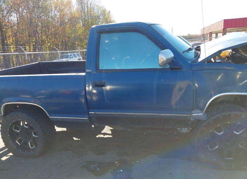 Photo 12 of 1989 Chevrolet Gmt-400 K1500 (VIN 1GCDK14K9KZ236481)