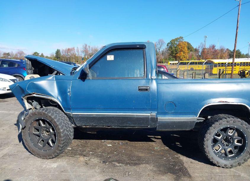 Photo 13 of 1989 Chevrolet Gmt-400 K1500 (VIN 1GCDK14K9KZ236481)