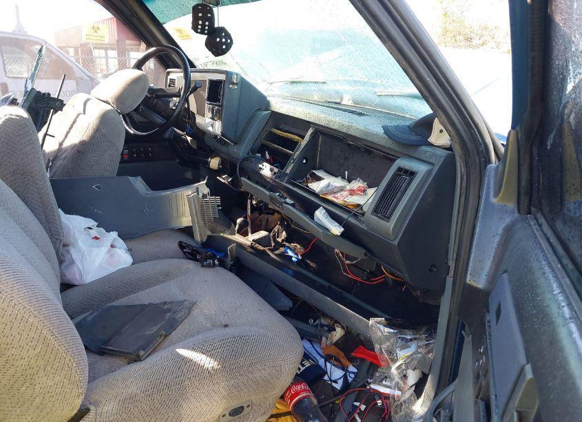 Photo 5 of 1989 Chevrolet Gmt-400 K1500 (VIN 1GCDK14K9KZ236481)