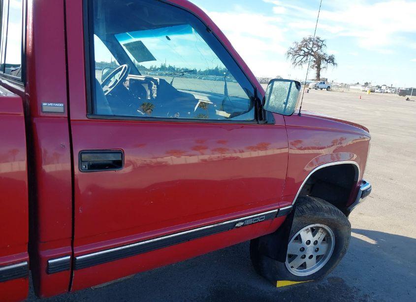 Photo 11 of 1990 Chevrolet Gmt-400 K1500 (VIN 1GCDK14K9LZ189728)