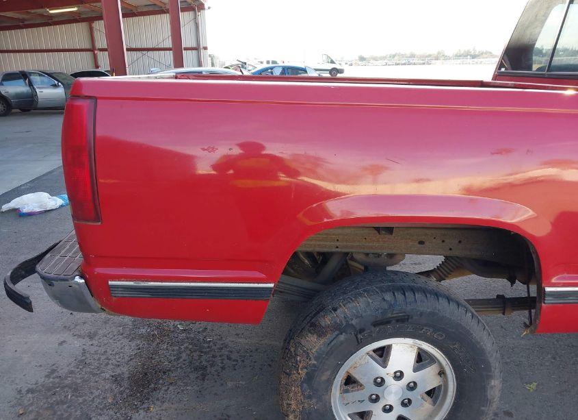 Photo 12 of 1990 Chevrolet Gmt-400 K1500 (VIN 1GCDK14K9LZ189728)