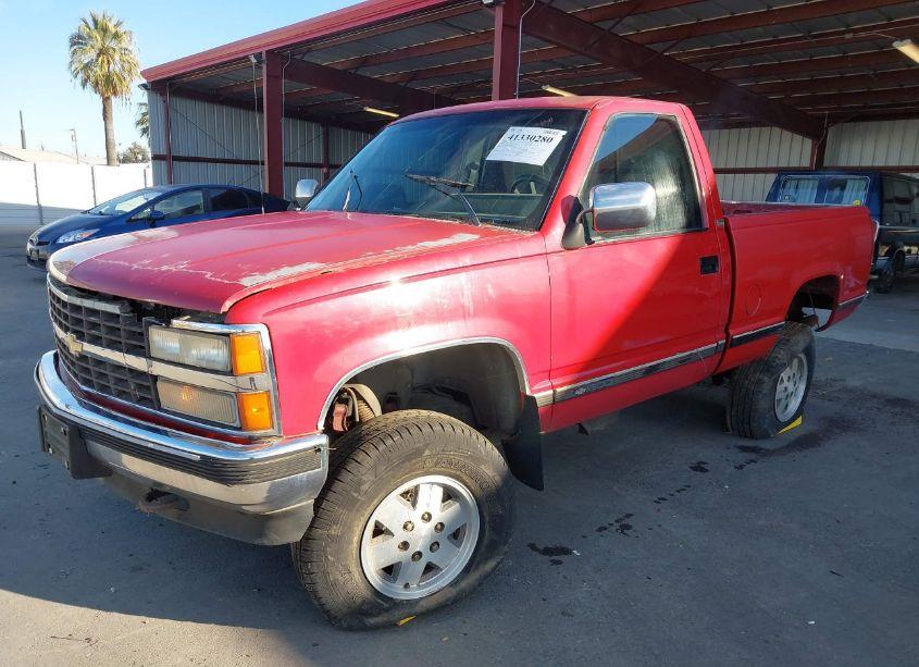 Photo 2 of 1990 Chevrolet Gmt-400 K1500 (VIN 1GCDK14K9LZ189728)