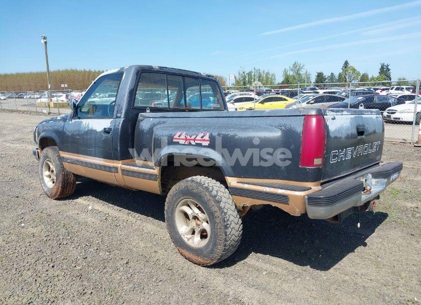 Photo 3 of 1989 Chevrolet Gmt-400 K1500 (VIN 1GCDK14Z7KZ258685)