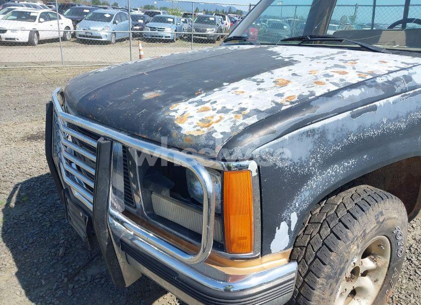 Photo 6 of 1989 Chevrolet Gmt-400 K1500 (VIN 1GCDK14Z7KZ258685)