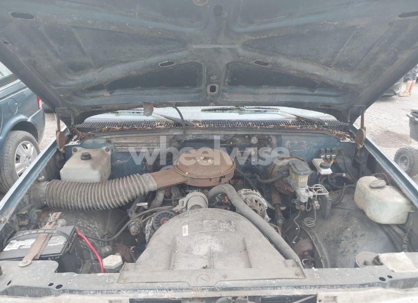 Photo 10 of 1990 Chevrolet Gmt-400 K1500 (VIN 1GCDK14Z7LE197542)