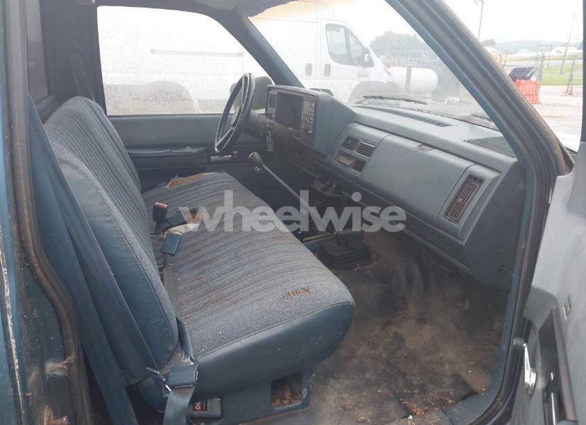 Photo 5 of 1990 Chevrolet Gmt-400 K1500 (VIN 1GCDK14Z7LE197542)