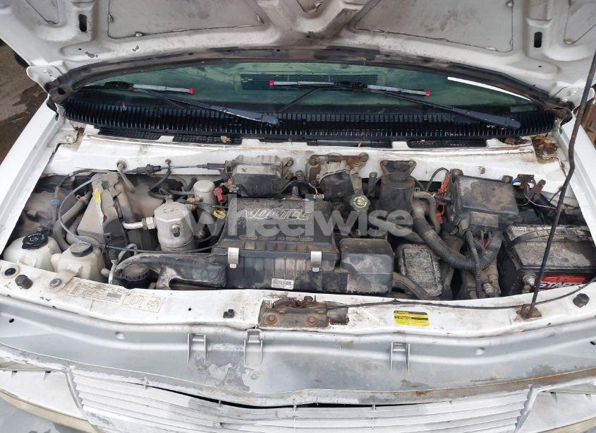 Photo 10 of 2001 Chevrolet Astro (VIN 1GCDL19W01B104614)