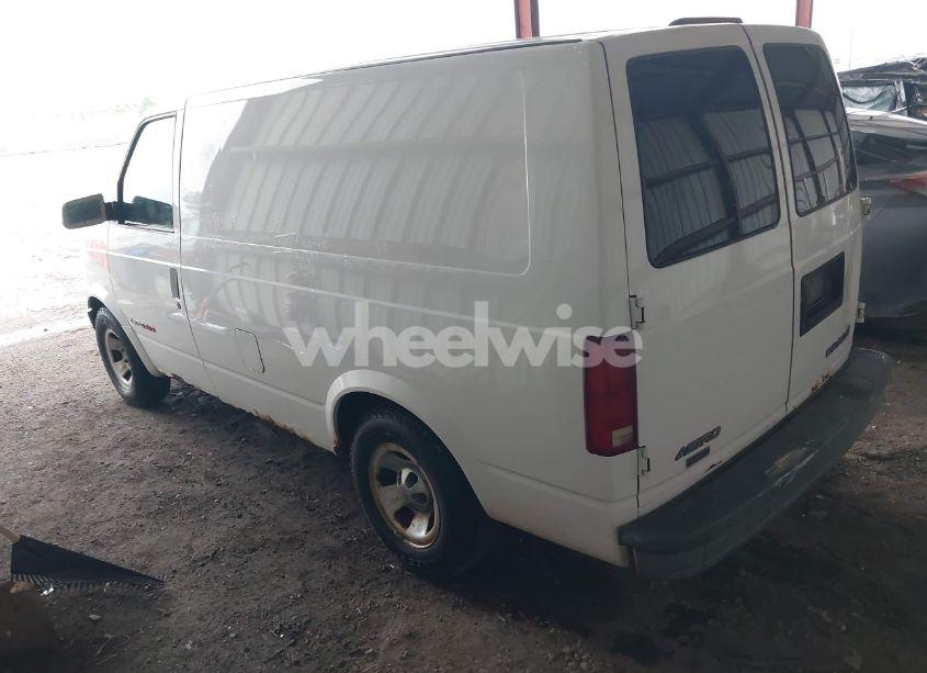 Photo 3 of 2001 Chevrolet Astro (VIN 1GCDL19W01B104614)