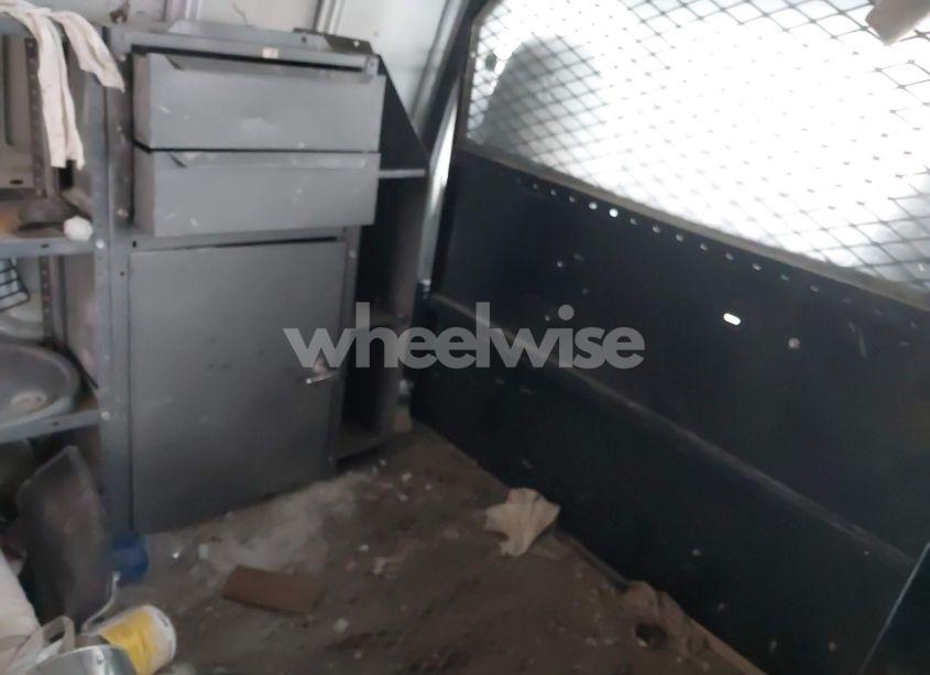 Photo 8 of 2001 Chevrolet Astro (VIN 1GCDL19W01B104614)