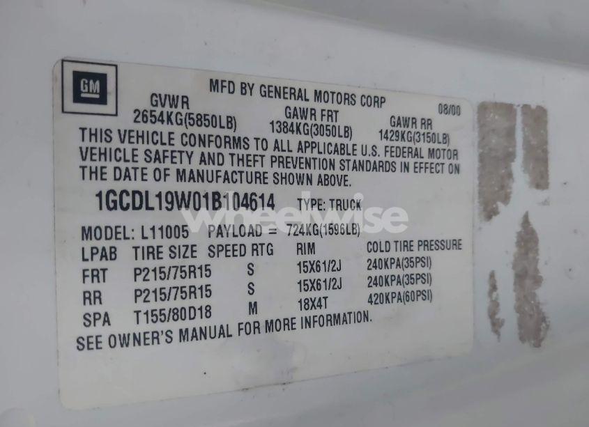 Photo 9 of 2001 Chevrolet Astro (VIN 1GCDL19W01B104614)