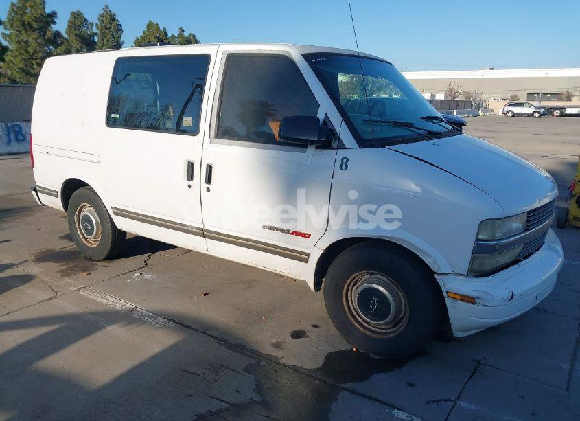 1997 Chevrolet Astro (VIN 1GCDL19W0VB224726) main photo