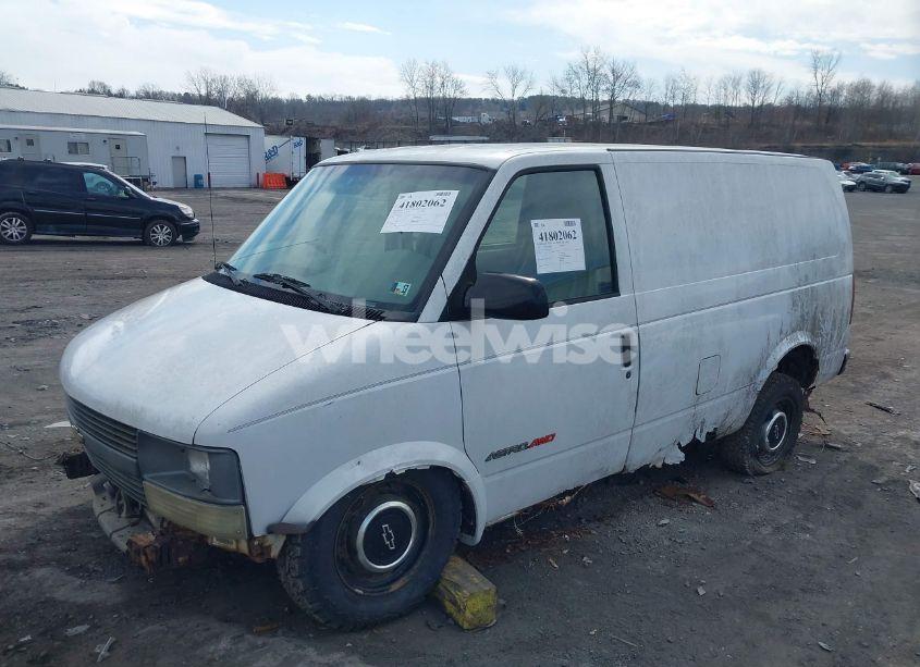Photo 2 of 1999 Chevrolet Astro (VIN 1GCDL19W0XB200123)
