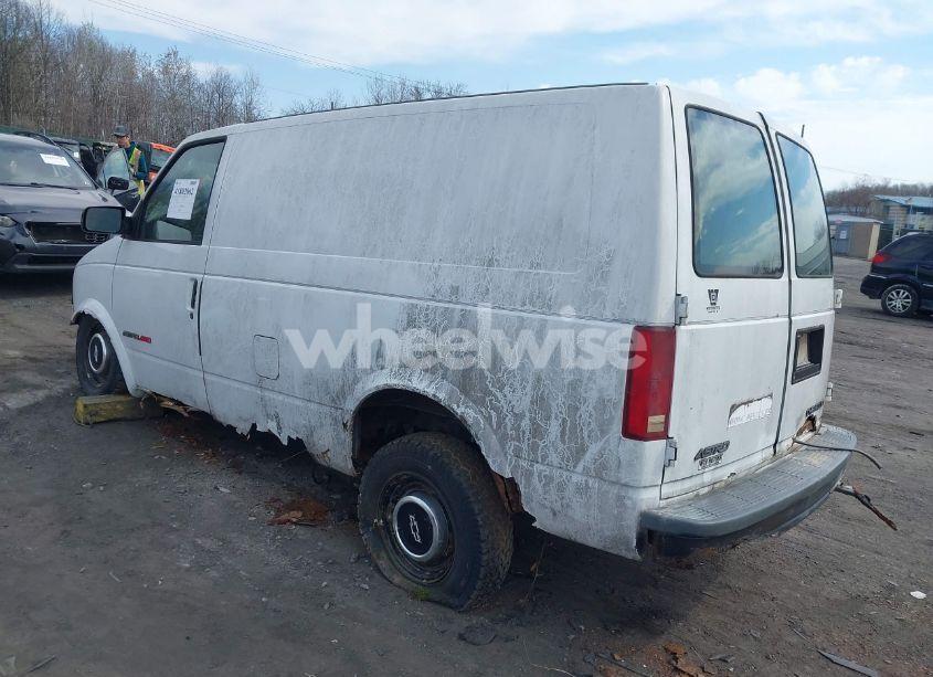 Photo 3 of 1999 Chevrolet Astro (VIN 1GCDL19W0XB200123)