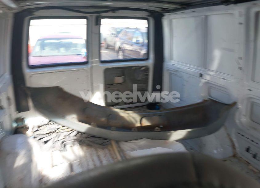 Photo 8 of 1999 Chevrolet Astro (VIN 1GCDL19W5XB112457)