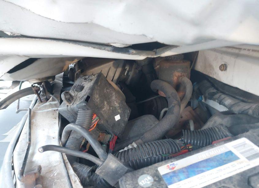 Photo 10 of 2000 Chevrolet Astro (VIN 1GCDM19W0YB128368)