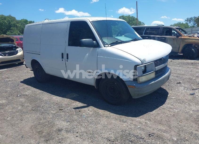 1997 Chevrolet Astro (VIN 1GCDM19W1VB228491) main photo